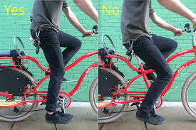 Left is correct, right is too low saddle height.