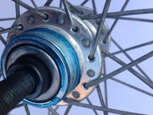 removing freewheel hub