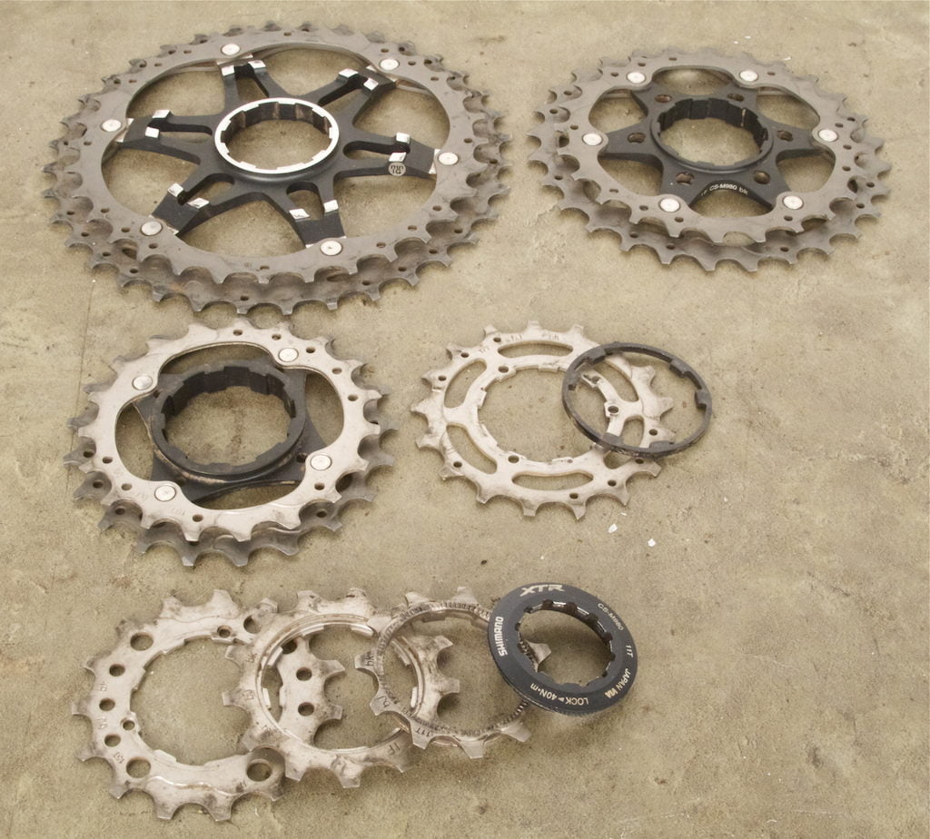 Mind the correct order of sprockets and spacers