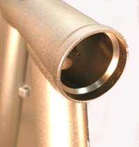 Head tube with an integrated bearing seat. Lower part of the seat is cut at an angle. Source: www.parktool.com Picture 9