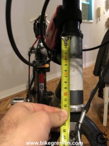 Measuring head tube length Picture 7
