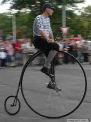 Penny farthing bicycle. Picture 1