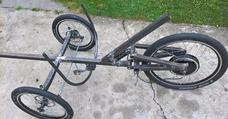 Electric recumbent tricycle frame basis