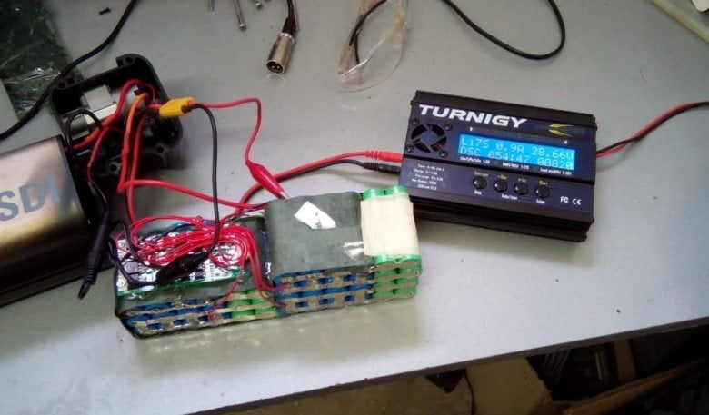 Measuring / checking Li-ion battery capacity and condition