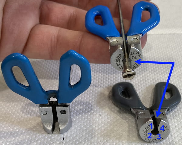 "4-sided" spoke keys of a decent quality (Unior, model 1630/2P)