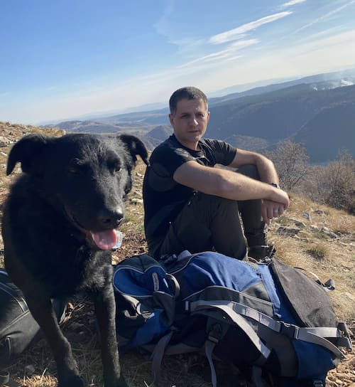 This is my best profile... disregard that photo-bombing hiker in the background!