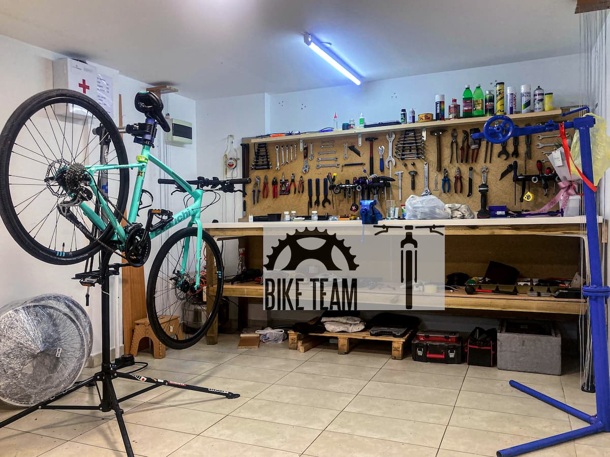 Bike Team bicycle repair shop in Novi Sad (Serbia)