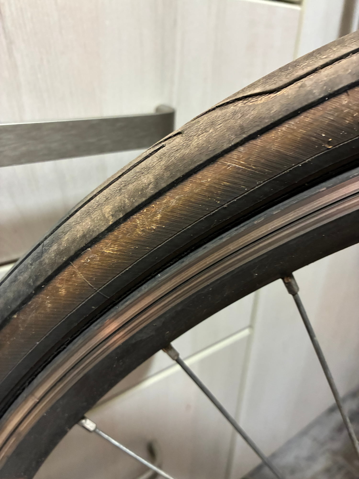 Continental Grand Prix Urban 35-622 - sidewall