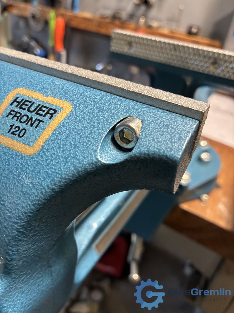 Looks obvious but few manufacturers do it - jaw mounting bolt heads on the outside